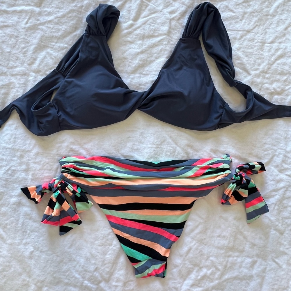 Aerie Real Soft Cheeky Bikini Size Small